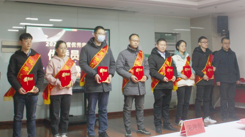 科技、服務_副本.jpg 科技、服務_副本.jpg